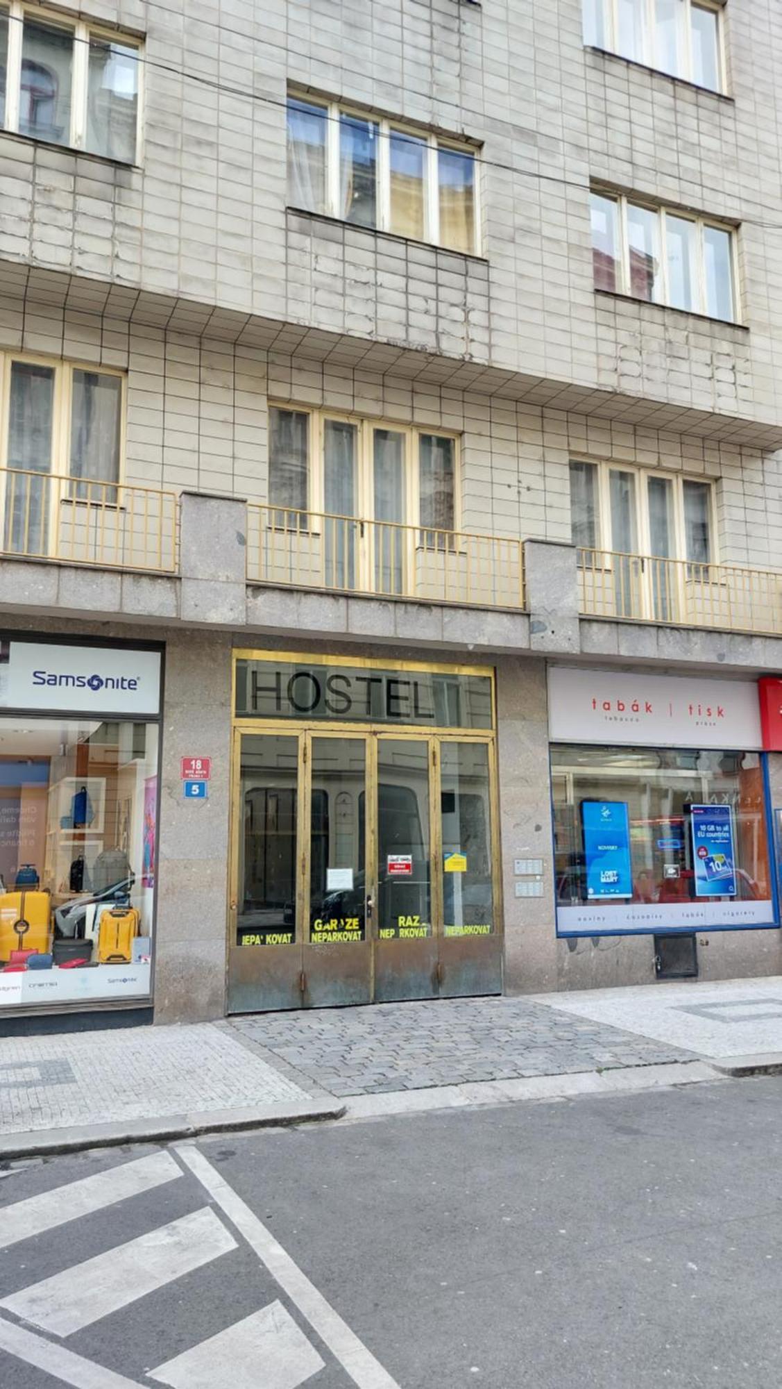 Hotel Bonvolon Praga Exterior foto