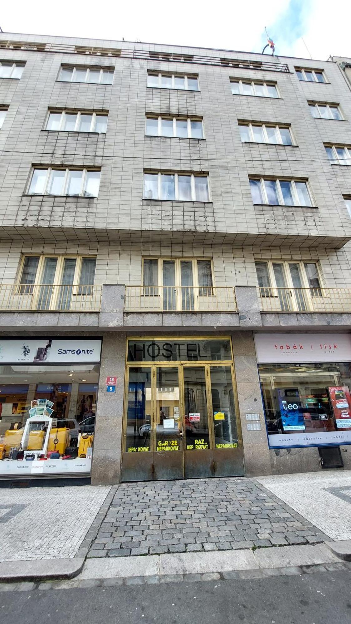Hotel Bonvolon Praga Exterior foto